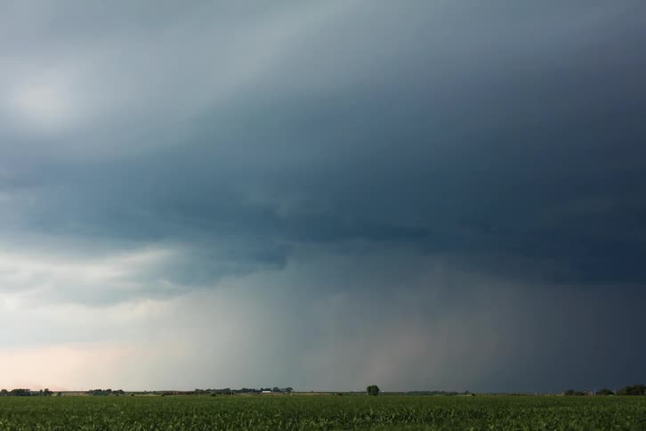 Storm with heavy thunder and lightning