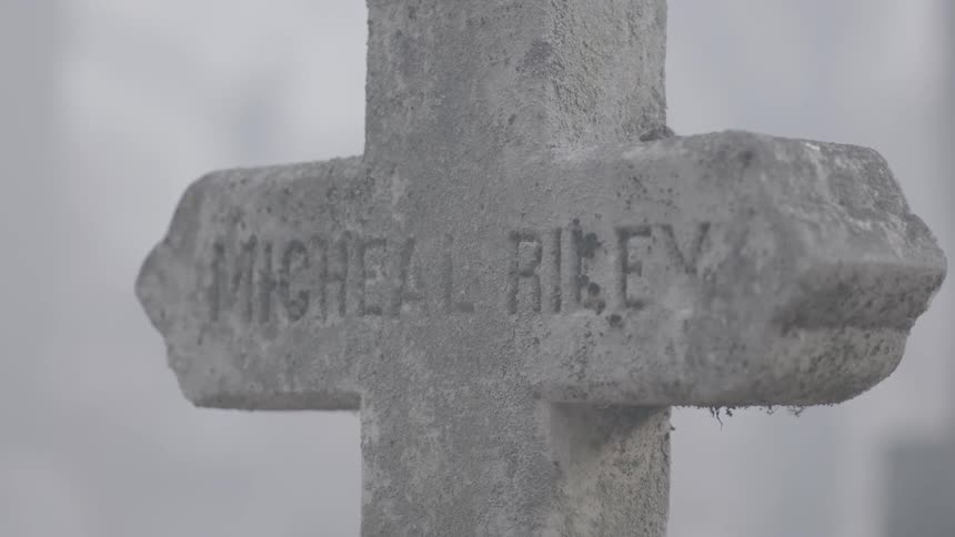 A cross headstone