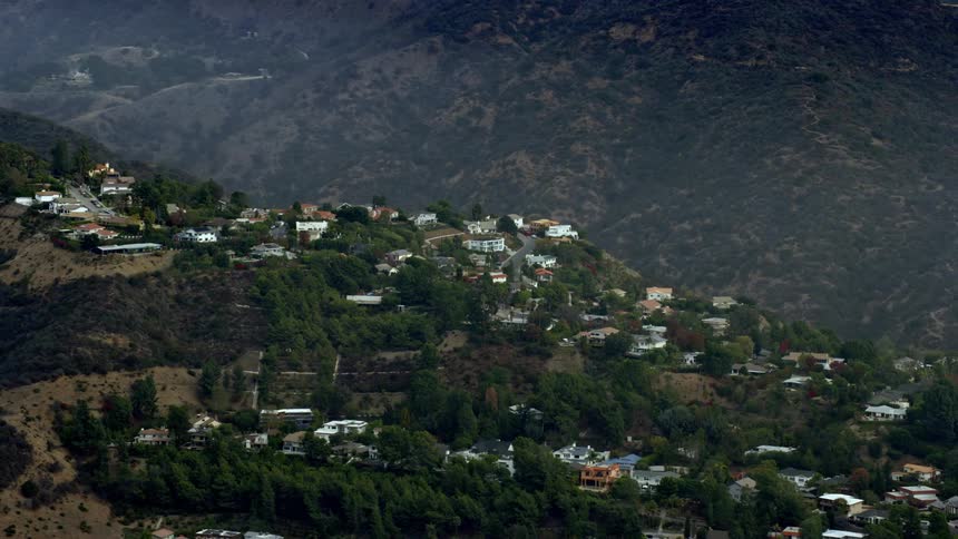 Epic Shotover F1 drone captures stunning aerial footage of hillside homes in Pacific Palisades California on a hazy summer day