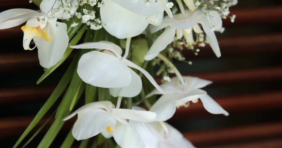 The flowers in this bouquet are white