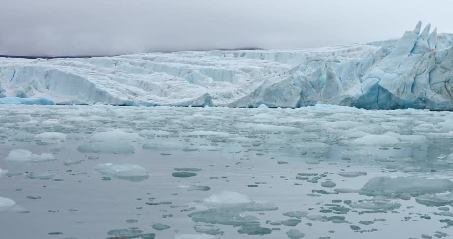 The water is filled by ice before the icy shore ahead