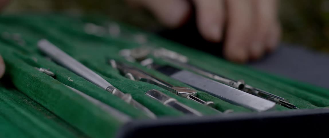 Man open his tools pouch