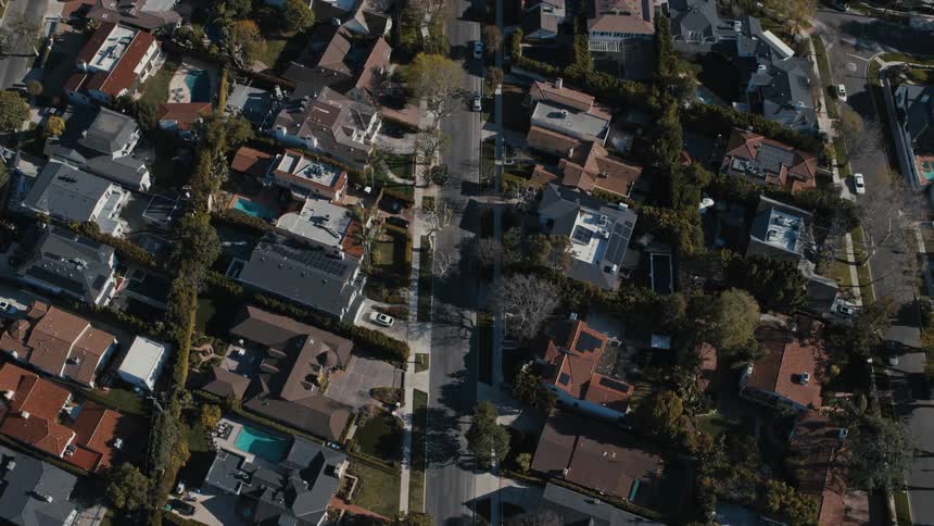 Slow motion view of a suburban city during the daytime