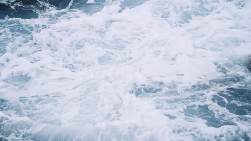 A turbulent ocean with waves in motion