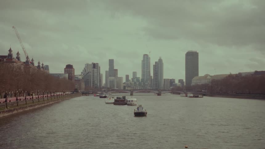 View of river thames and city skyline