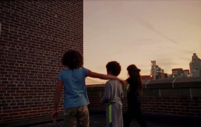 Children are playing on the roof