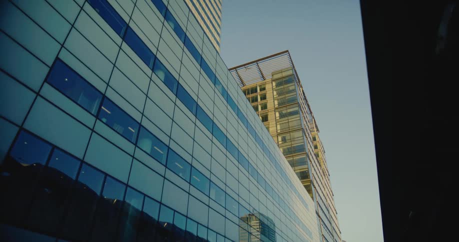 View of a metropolitan area with buildings featuring glass facades
