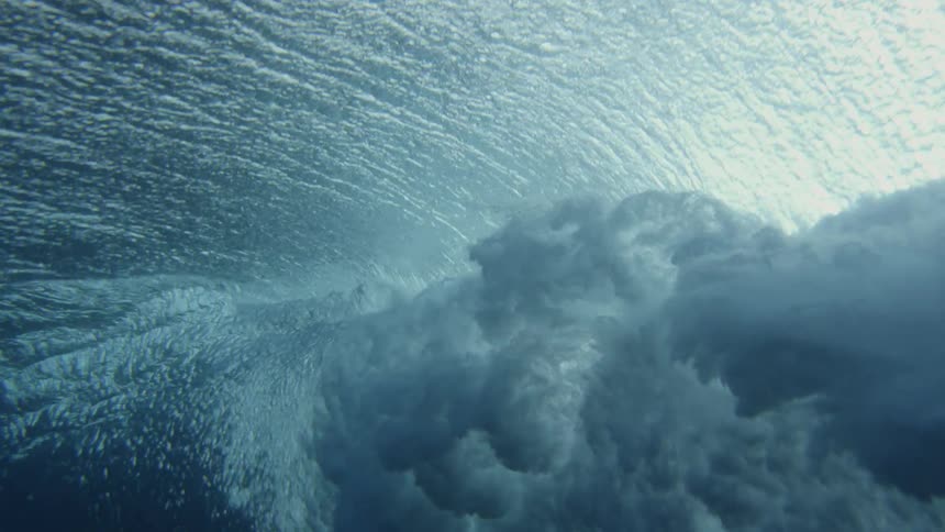 Heavy waves hit the ocean as the water rattling