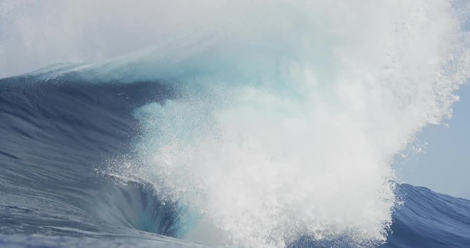 Large waves crash in the ocean