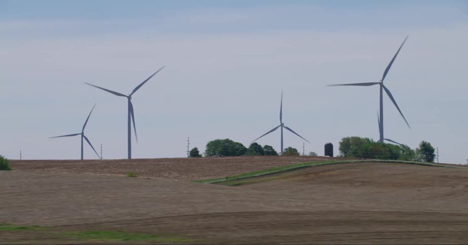 Views of wind energy platforms in rural fields