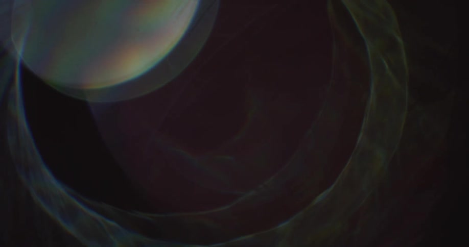 A light animation reflecting in circles with different colors