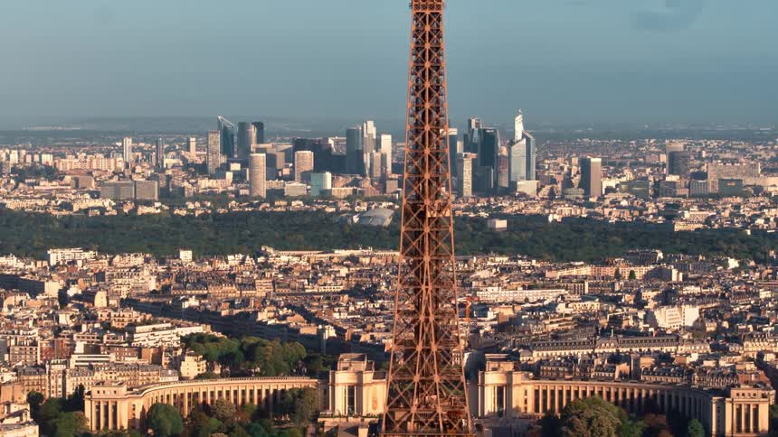 The eiffel tower is in the city