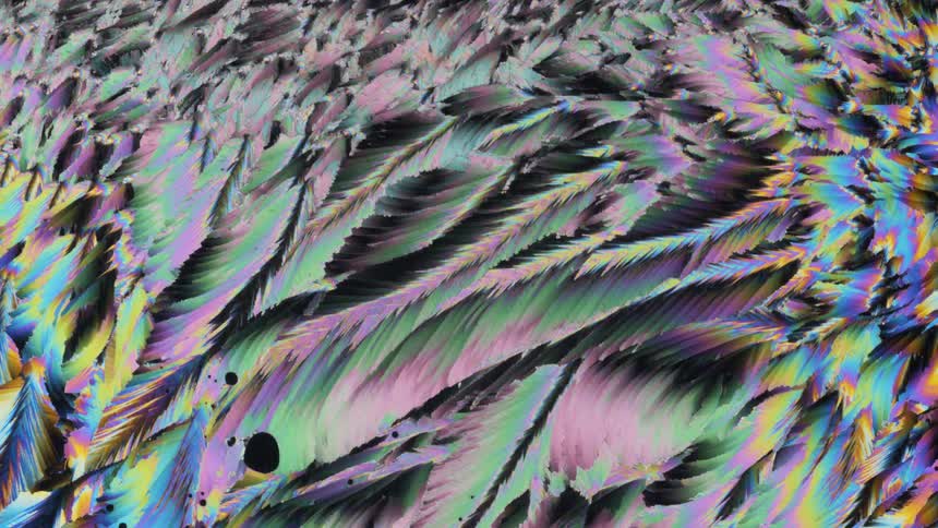 Fast forming urea micro crystals appearing