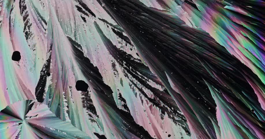 Crystallization of sulfur chemical watched with microscope