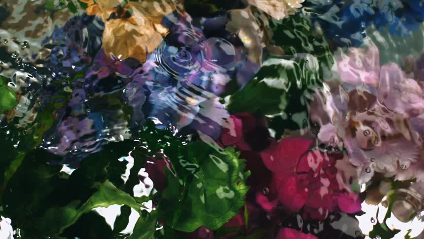 The colors flow and move around