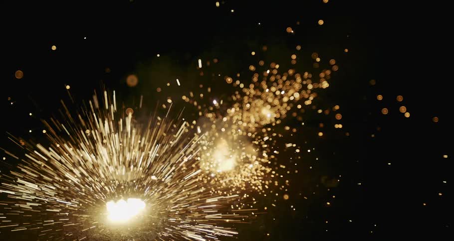 Various exposures of sparks in an environment with a completely black background