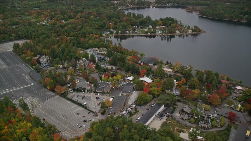 A small town is by the water