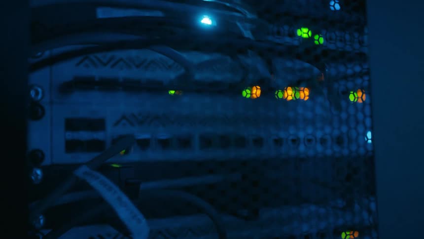 Internet server device
