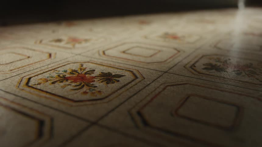 A clip of the floor and light reflection on it