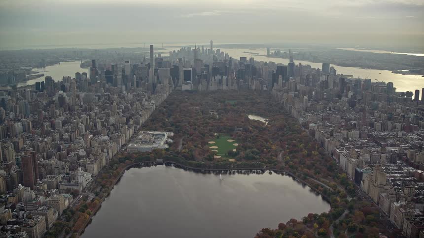 Aerial view of central park in new york on a hazy cloudy day