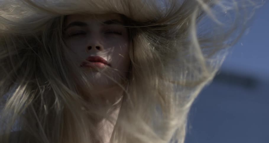A woman rocking her blonde hair