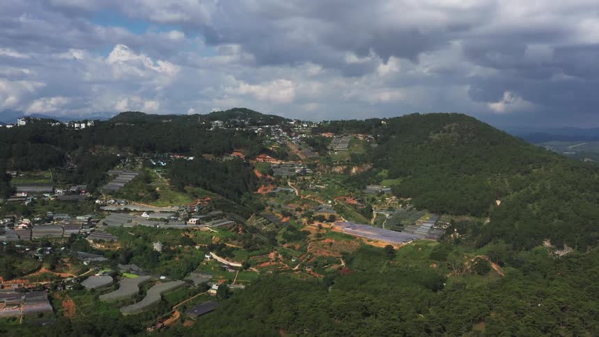 The suburbs are on the green mountain