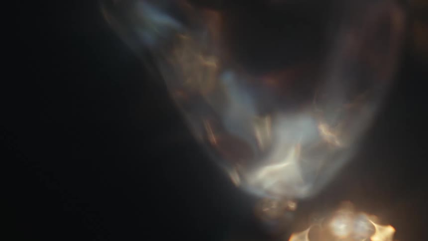 Fluid art of bubbles agitated by sunlight
