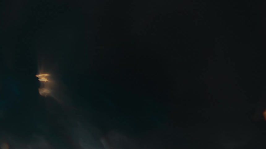 Light highlights surface of horizontal vortex