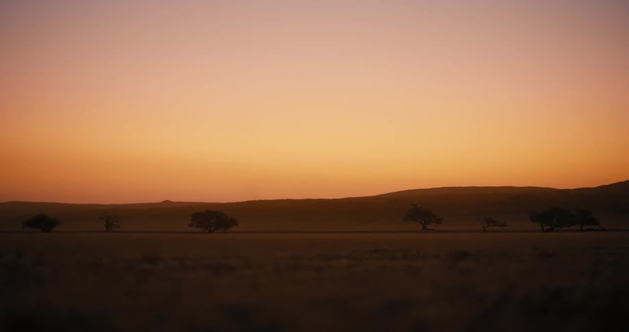 Sunset over the horizon in the countryside