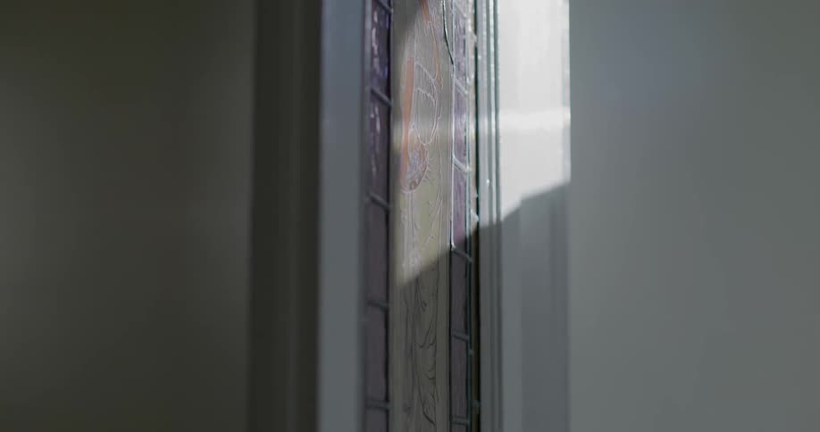 Selfopening glass door
