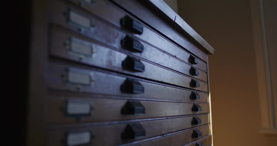 The bench has many drawers
