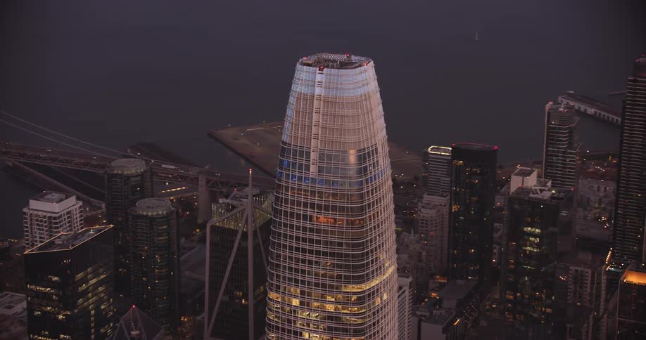 San Francisco, Skyline of the tallest commercial building in the city