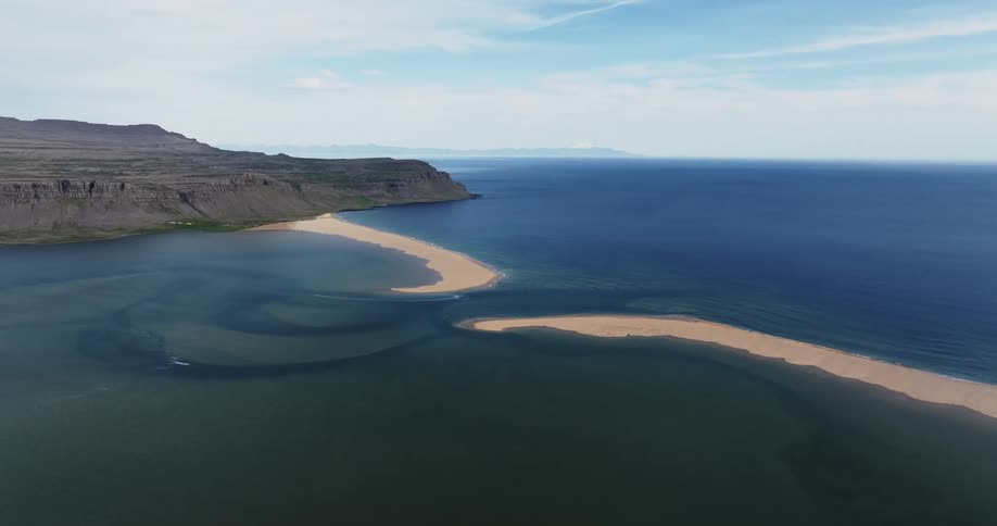 Sand connects the islands