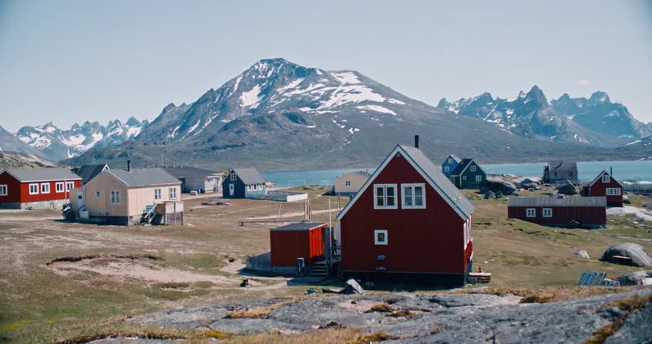 A clip of houses in a village in Greenland