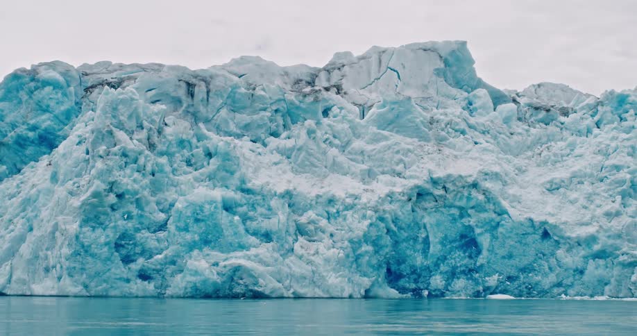 A glacier in the middle of the sea