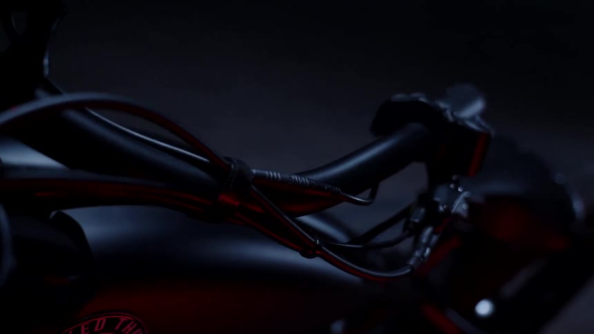 Close up of the handlebar of a bicycle