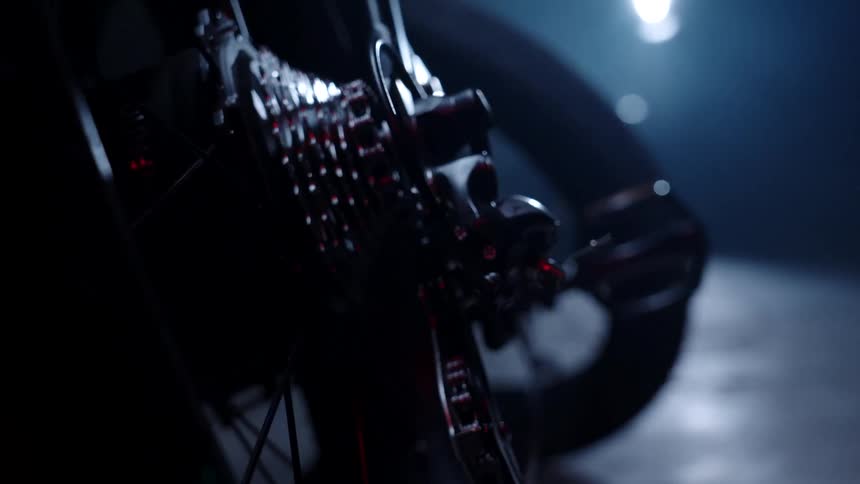 Close up of the chain and gears of a bicycle