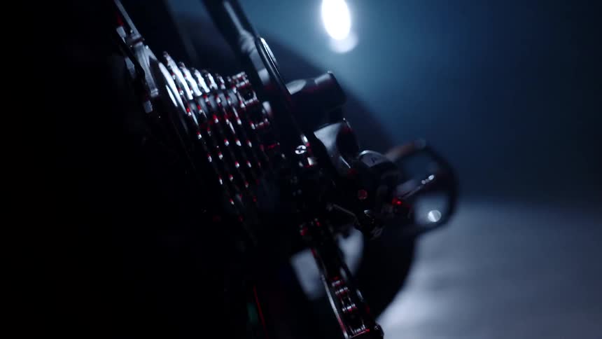 Close up of the gears on a bicycle