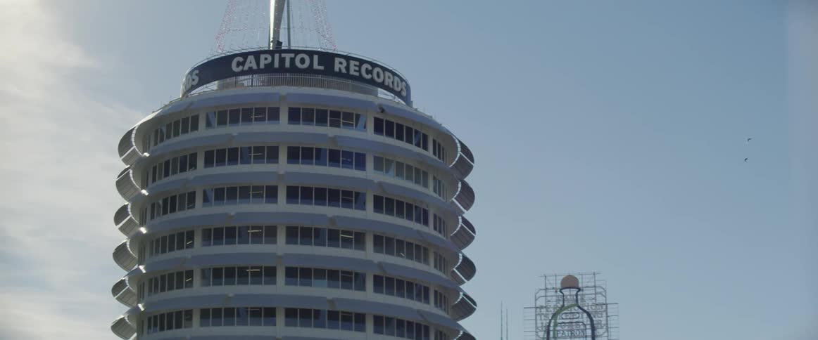 Capitol records building in los angeles