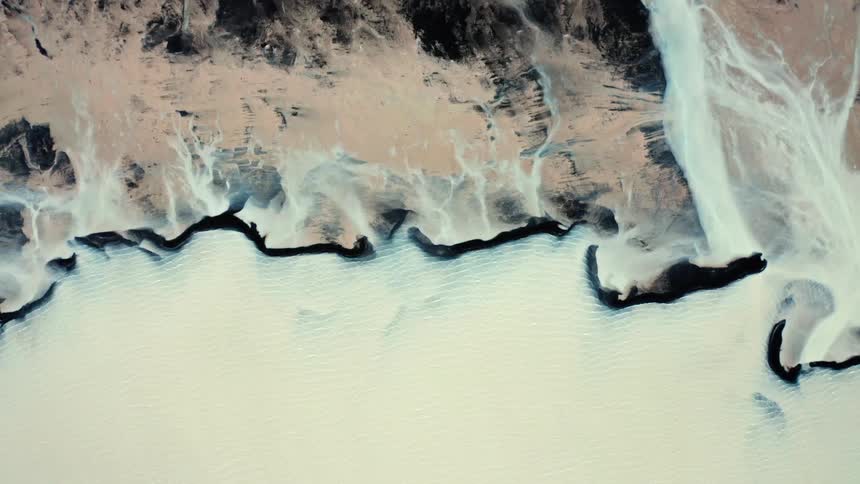 An aerial view closse to the rivers