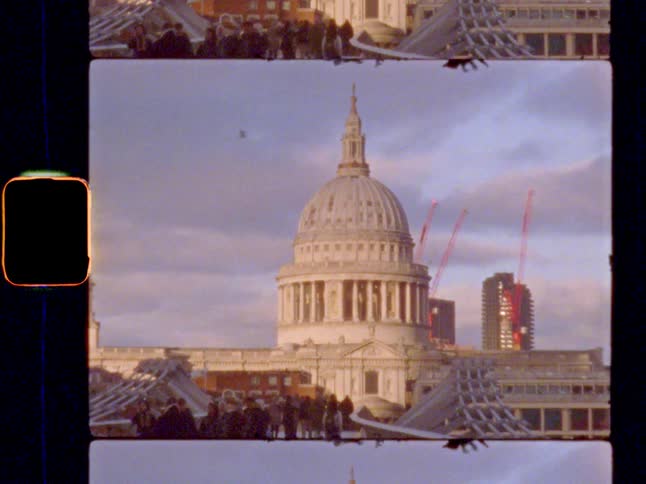 St Paul's Cathedral across the Jubilee Bridge