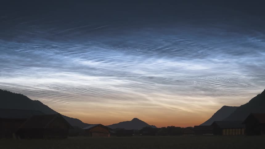 Exceptional Noctilucent Clouds (NLC's) above a rural mountain area