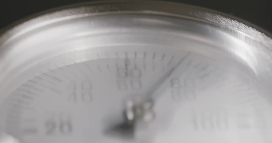 Speedometer vibrating