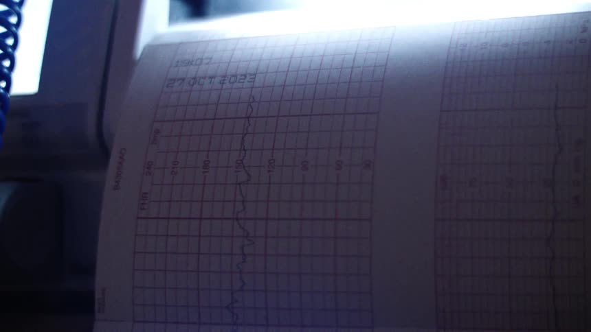 Machine with mimeograph paper with magnetic waves