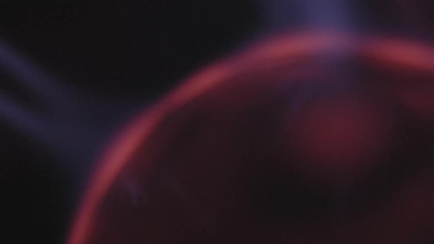 Lightning shoots around in the device