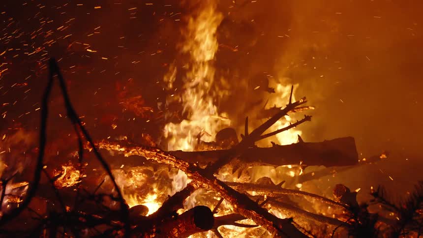 A clip of a wildfire