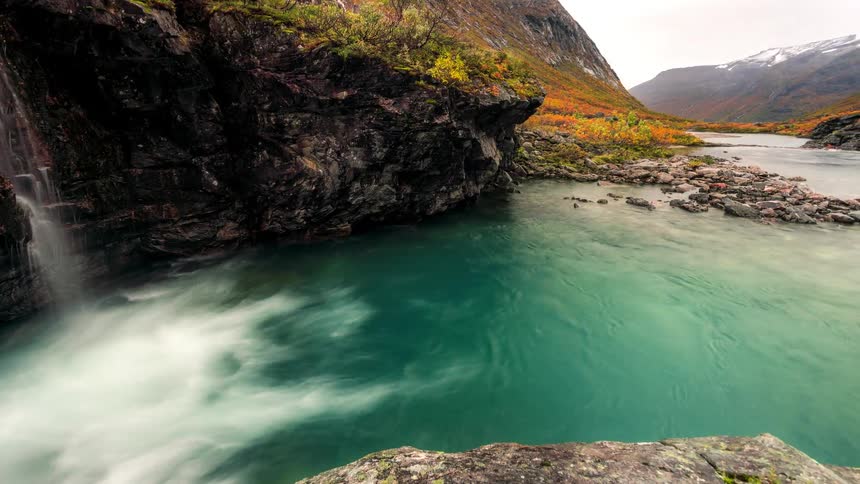 A lapse clip of a water fall