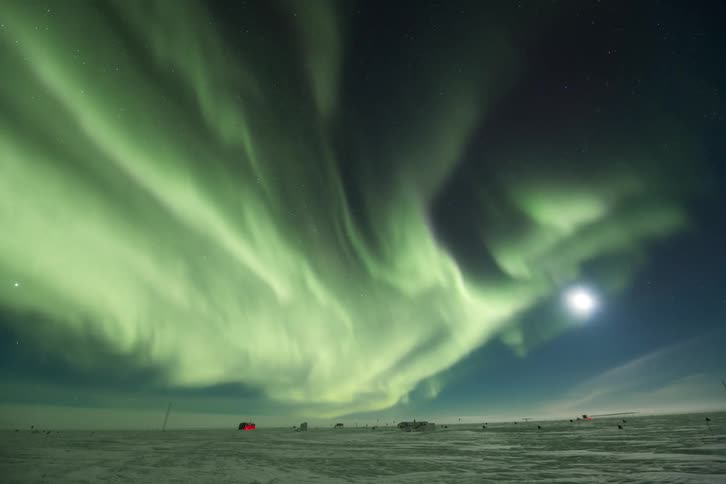 Landscape of the Aurora Australis at the south pole
