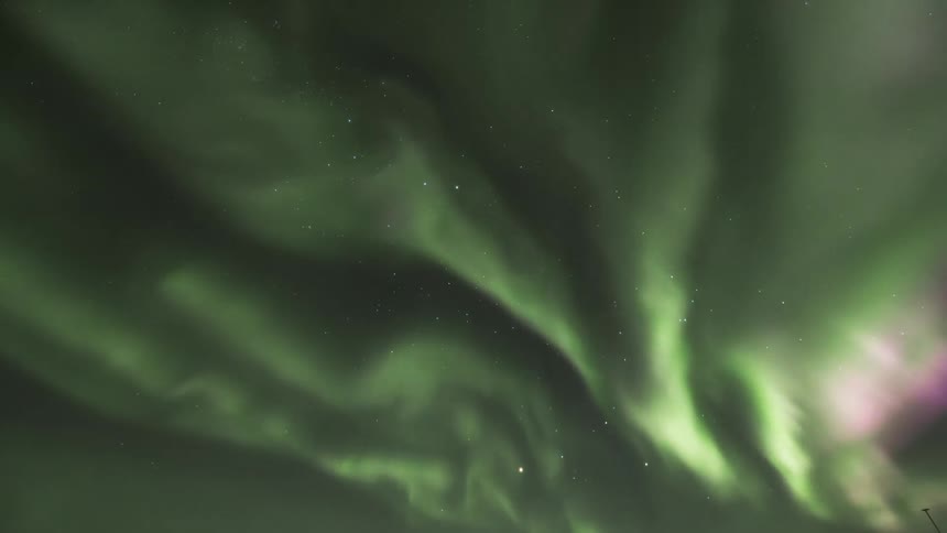 Timelapse of the sky with Aurora Australis