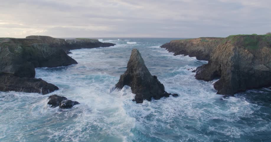 A clop of a rocky seashore